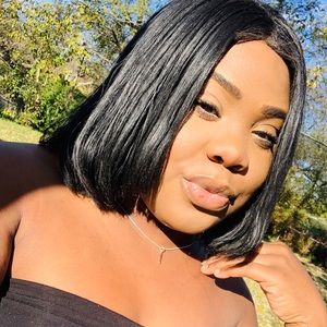 Meet your Posher, Janessa